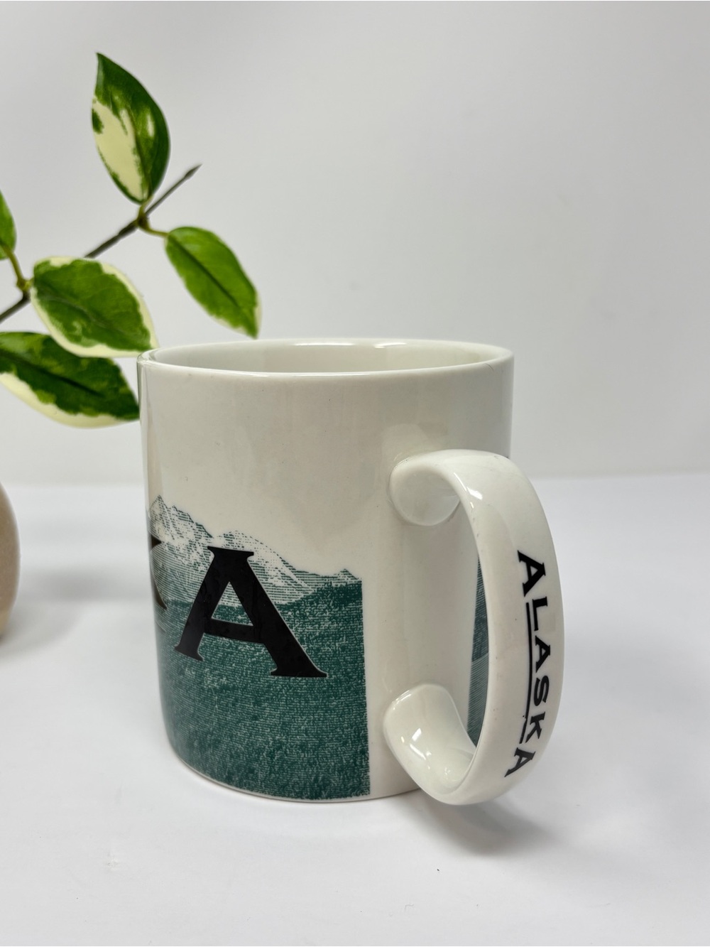 VINTAGE STARBUCKS Barista Skyline Series Alaska Mug The Last Frontier - Picture 3 of 7